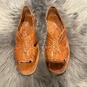 Mens leather huaraches size 7